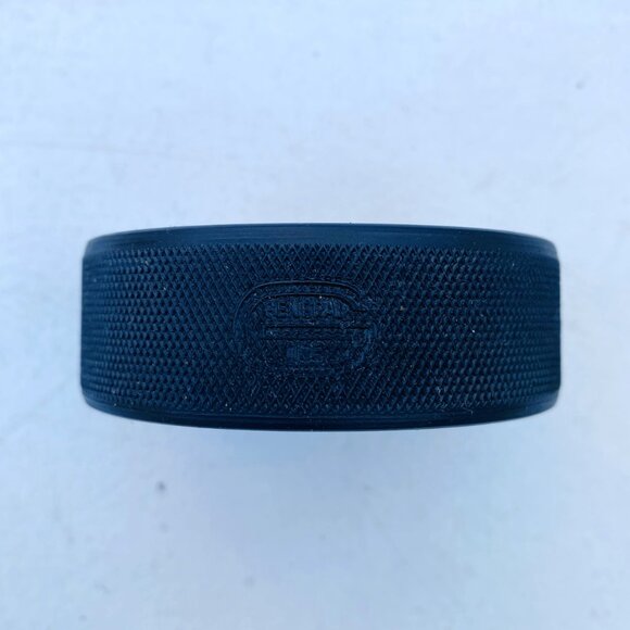 Vintage Buffalo Sabres NHL Official Game Hockey Puck by General Tire - Picture 3 of 4